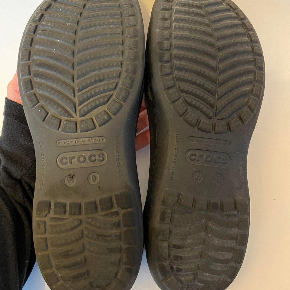 Crocs Black Flat Ballet Shoes - Picture 4 of 4